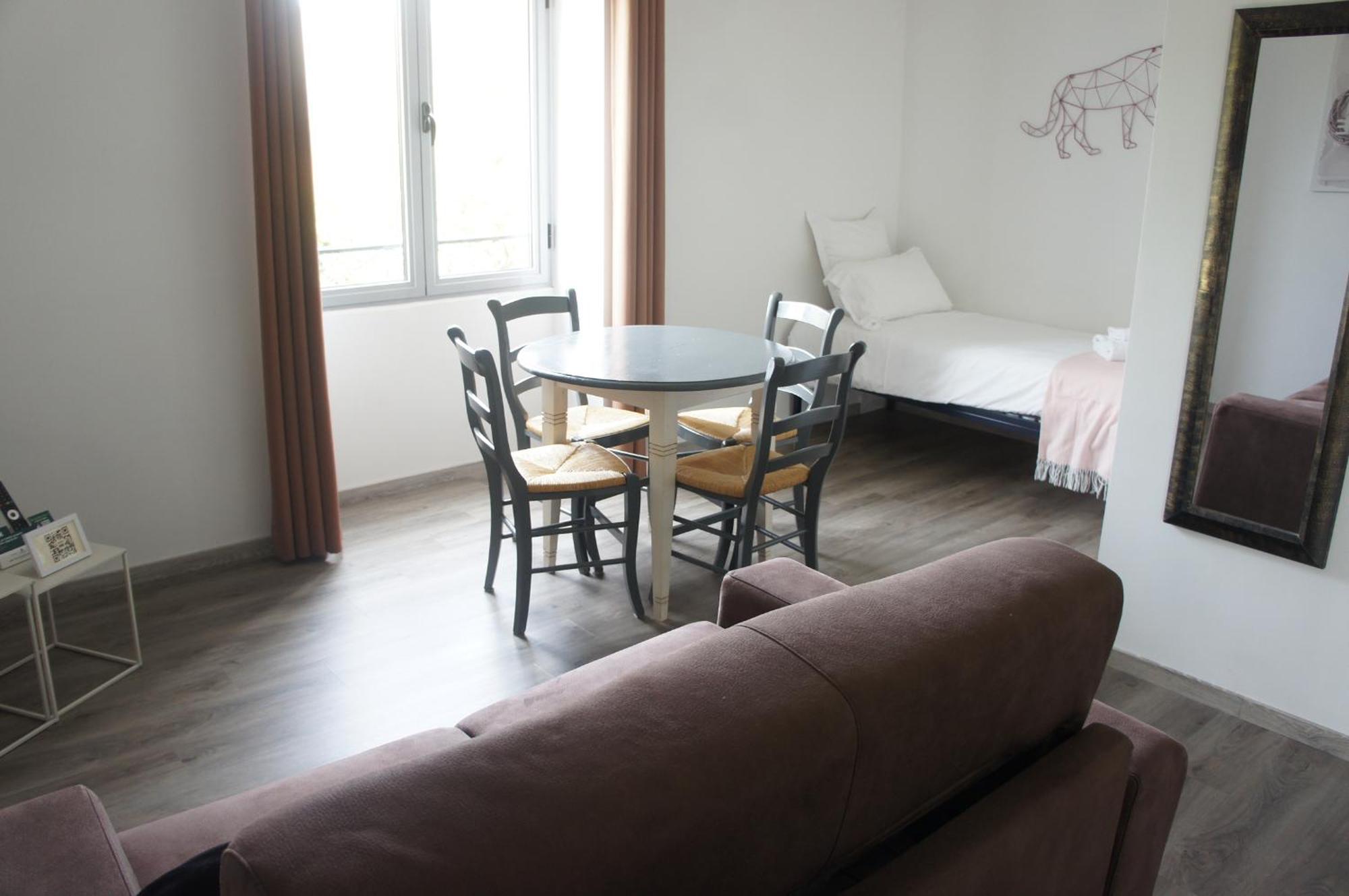Logis Hotel Auberge De Cartassac Cressensac-Sarrazac Exteriör bild
