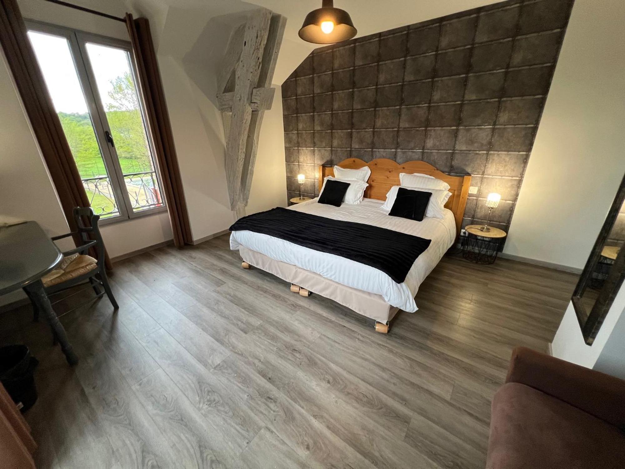 Logis Hotel Auberge De Cartassac Cressensac-Sarrazac Exteriör bild