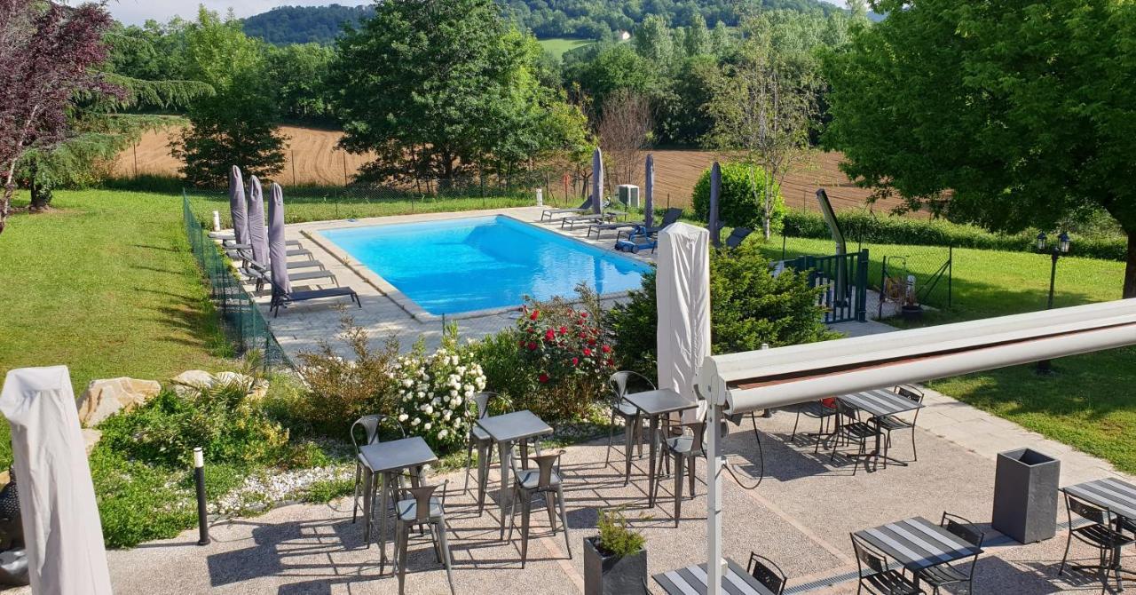 Logis Hotel Auberge De Cartassac Cressensac-Sarrazac Exteriör bild